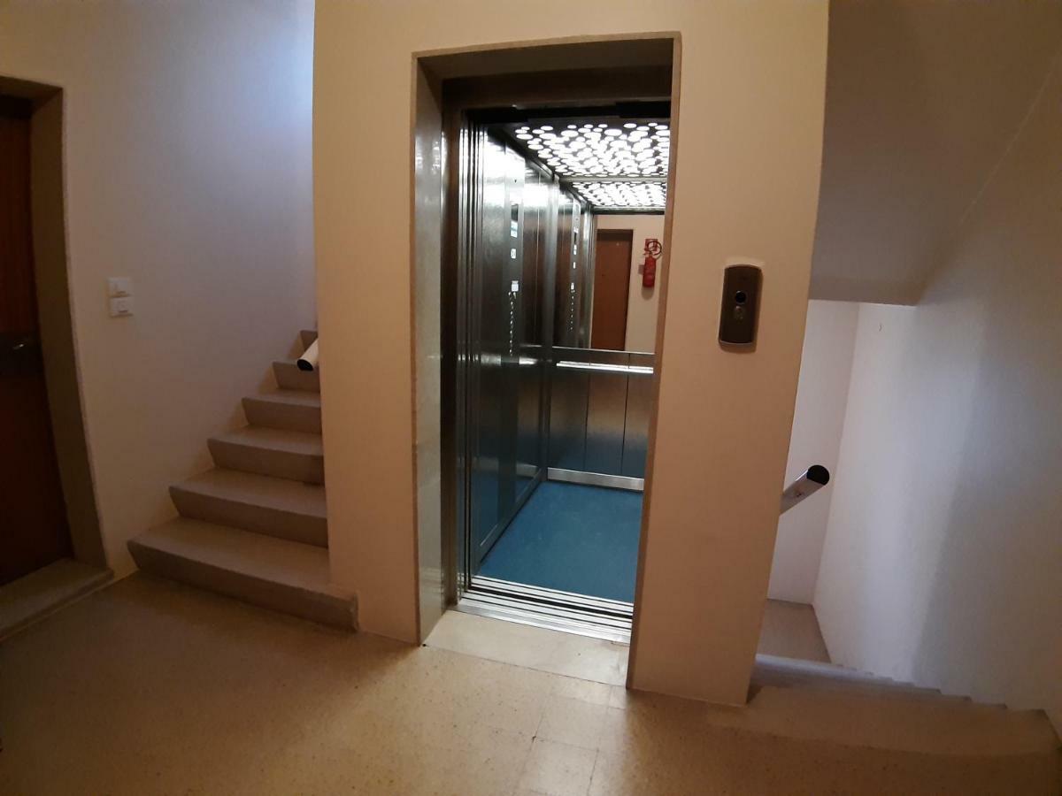Condominio Saturno Lido di Jesolo Esterno foto