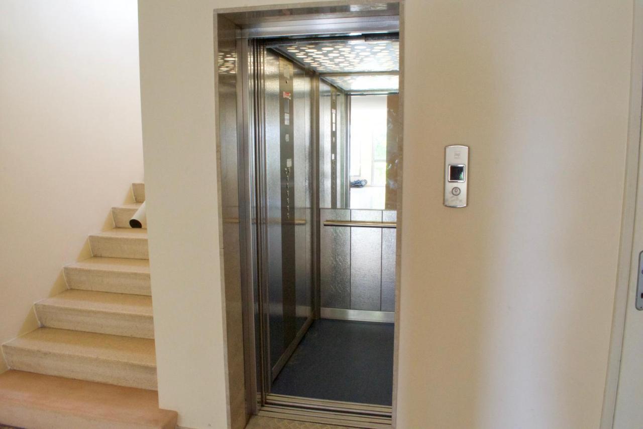 Condominio Saturno Lido di Jesolo Esterno foto